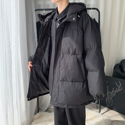 Meeste kaasaegne jope lai lipsudega mudel